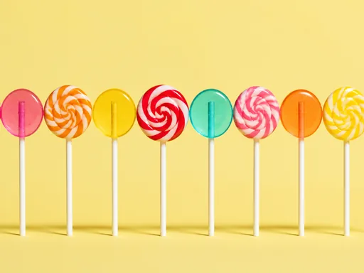 Broad Studio Artwork — Objects & Still Life Galaxy Fold wallpaper